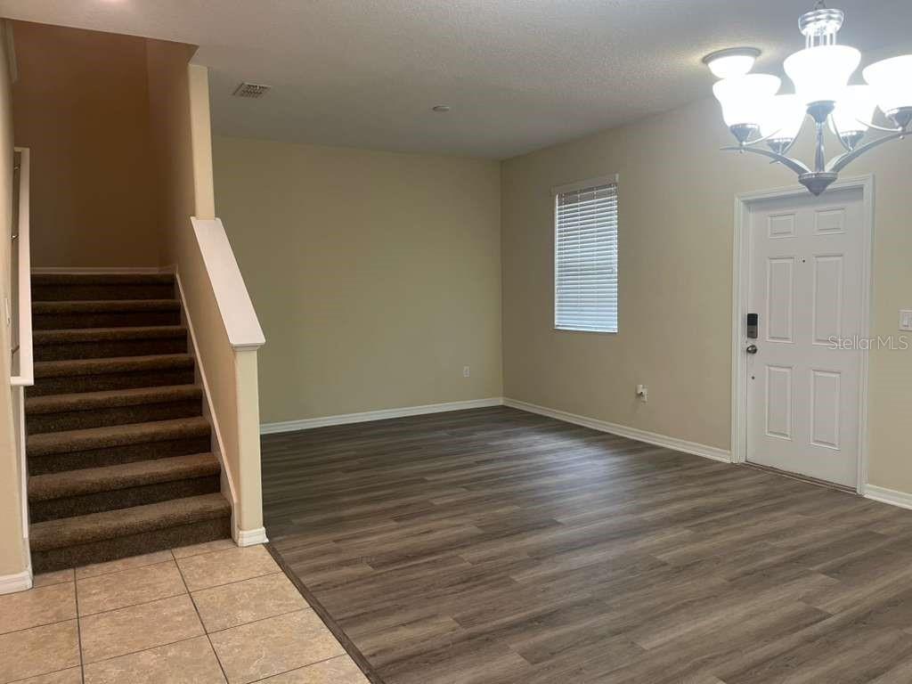 Image 6 of 20 For 12825 Gracehill Lane