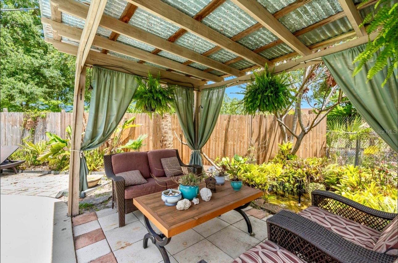 Image 34 of 39 For 2215 Woodcrest Drive