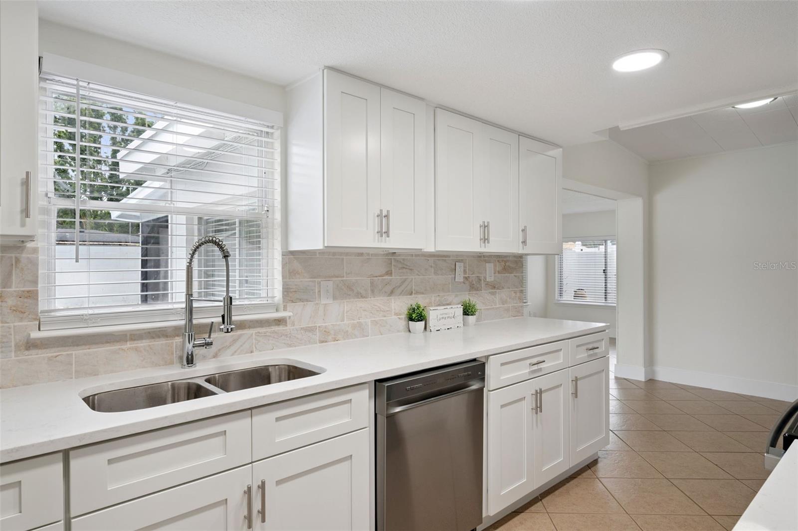 Image 10 of 42 For 7019 Alvina Way