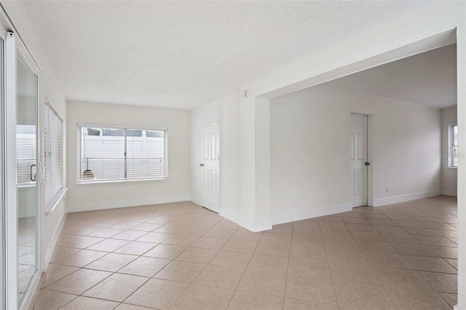 Image 19 of 42 For 7019 Alvina Way
