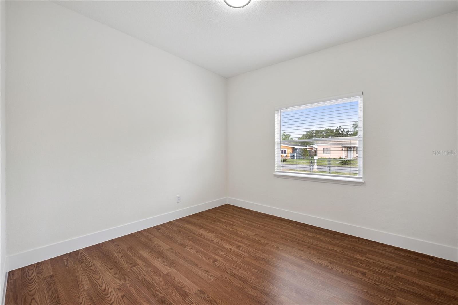 Image 26 of 42 For 7019 Alvina Way