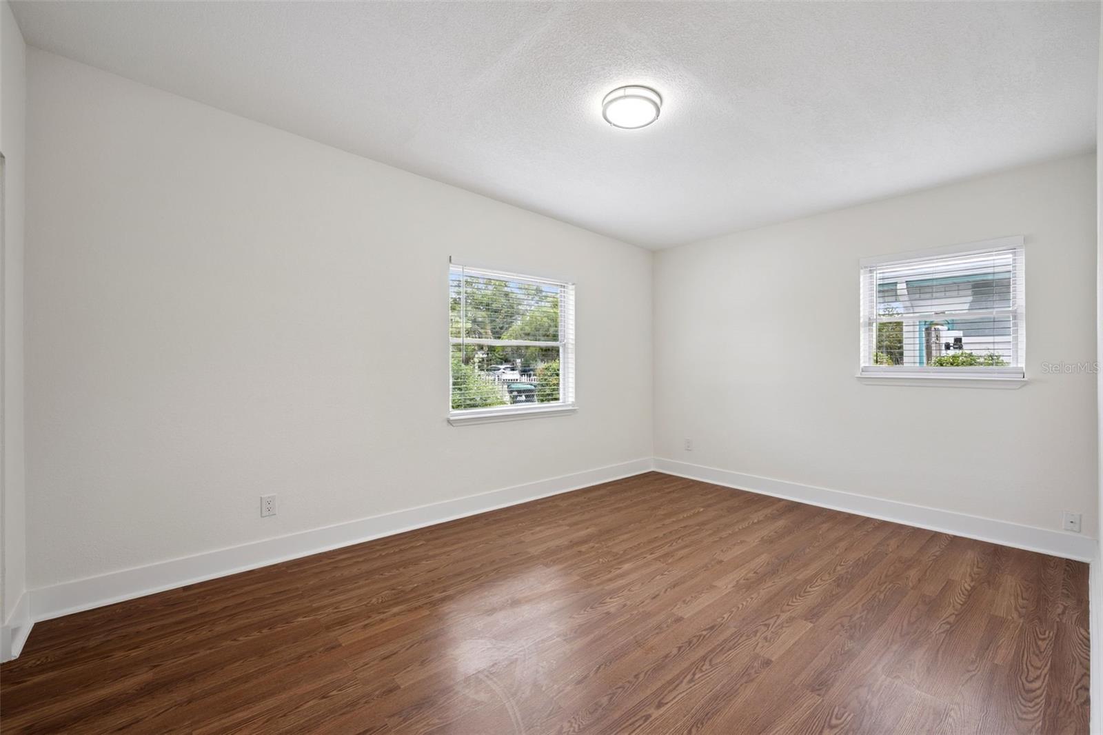 Image 29 of 42 For 7019 Alvina Way