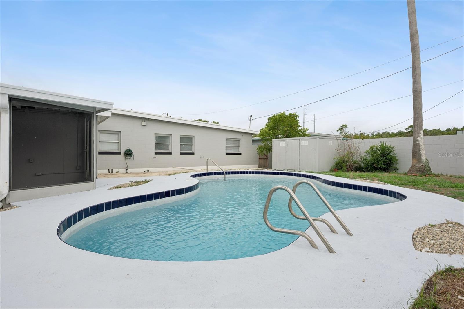 Image 40 of 42 For 7019 Alvina Way