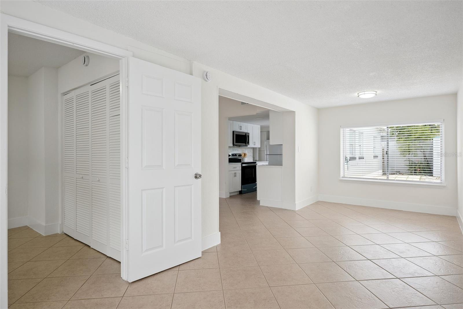 Image 9 of 42 For 7019 Alvina Way