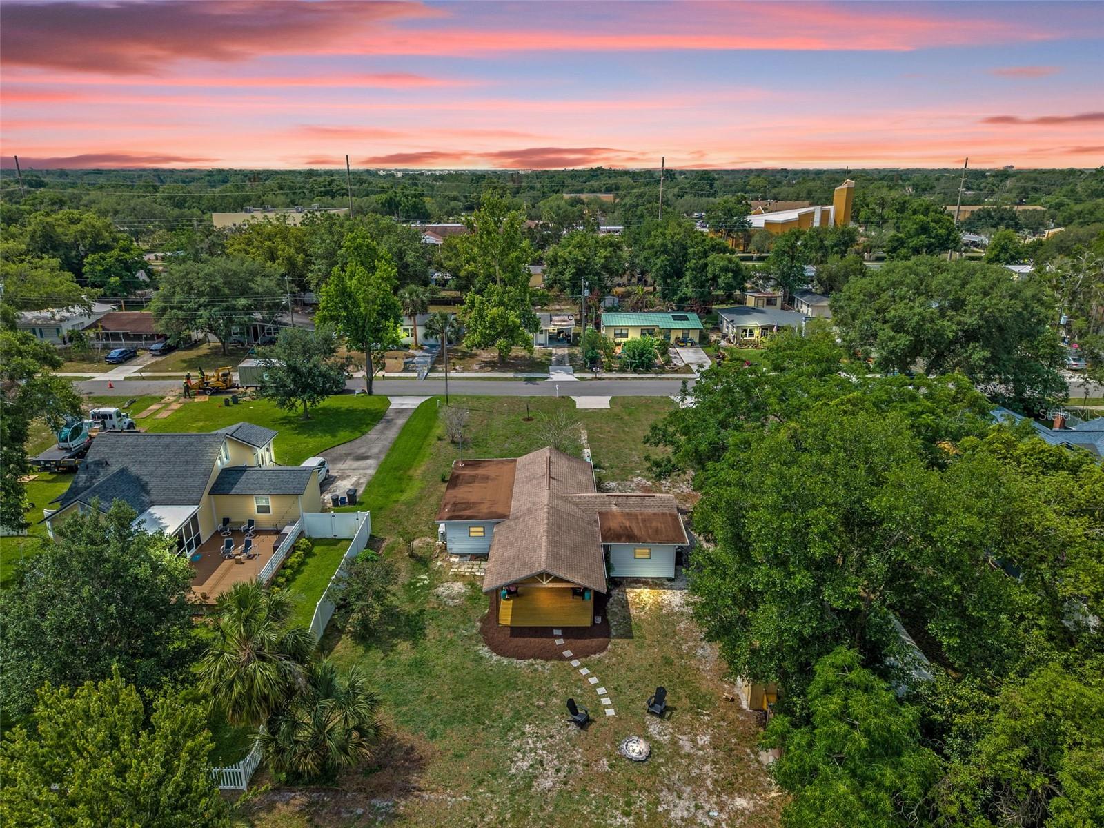Image 16 of 17 For 809 Grandview Avenue