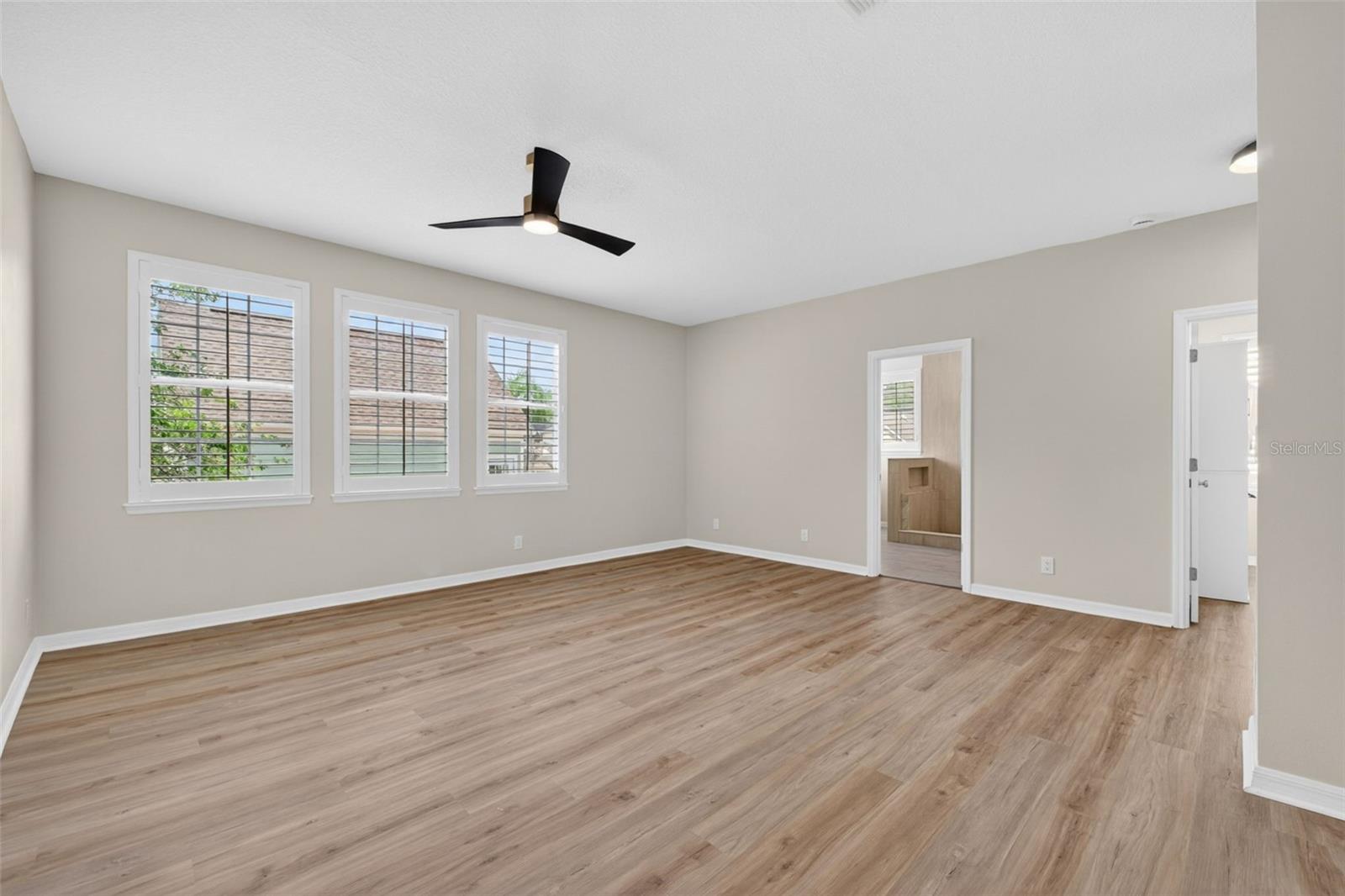 Image 44 of 99 For 506 Greenbrier Avenue