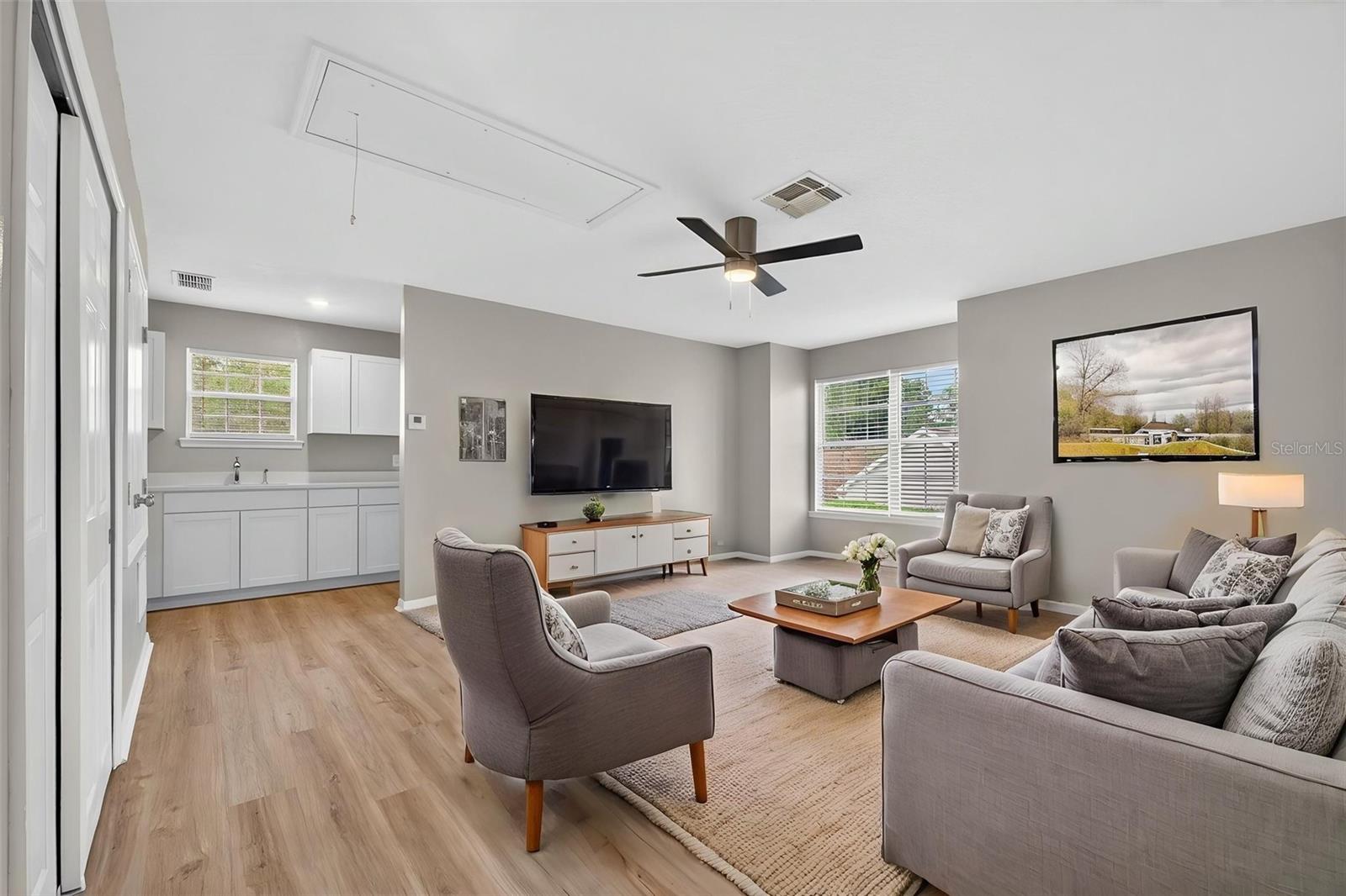 Image 68 of 99 For 506 Greenbrier Avenue