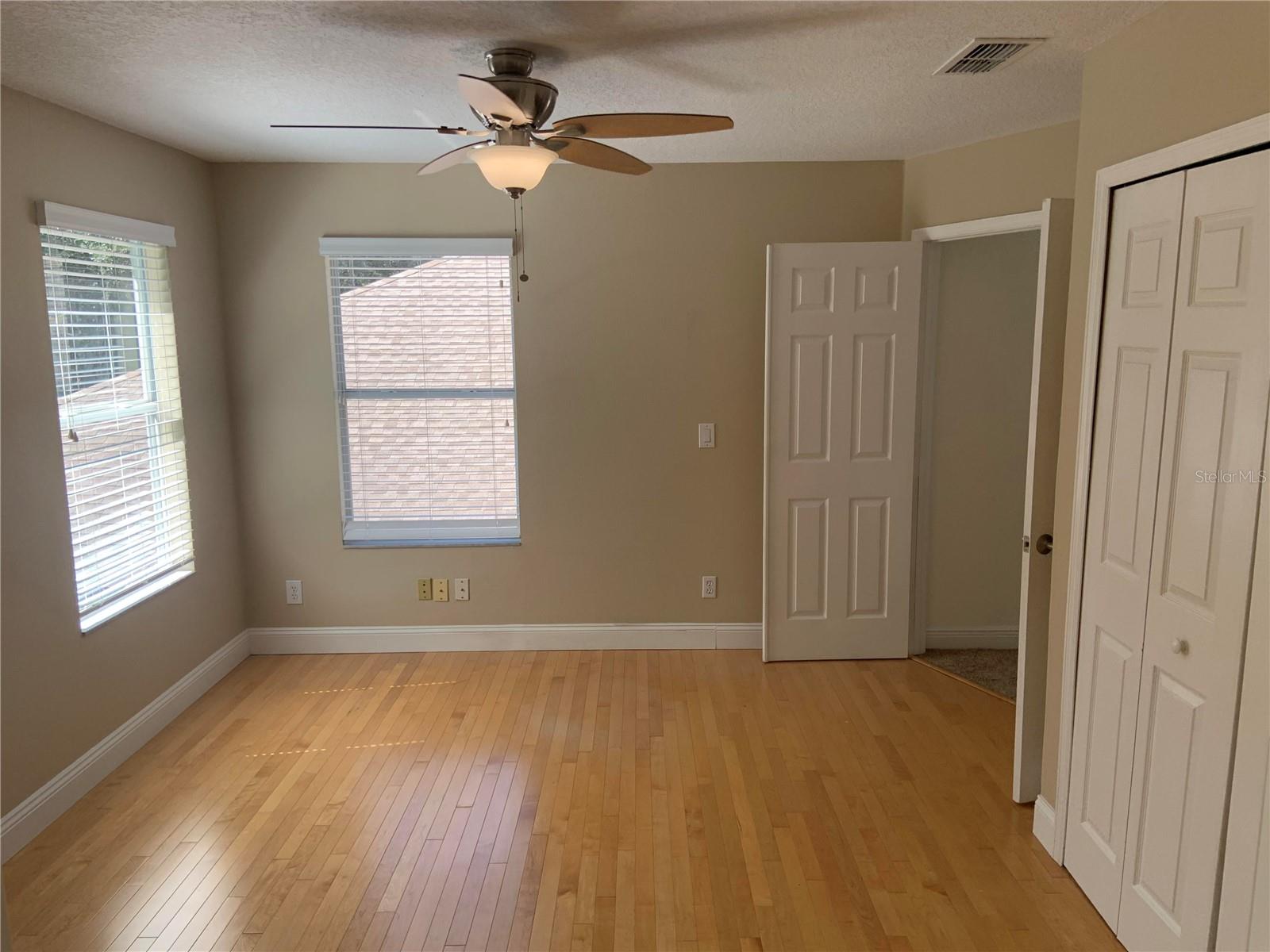 Image 12 of 22 For 4527 Riverton Drive