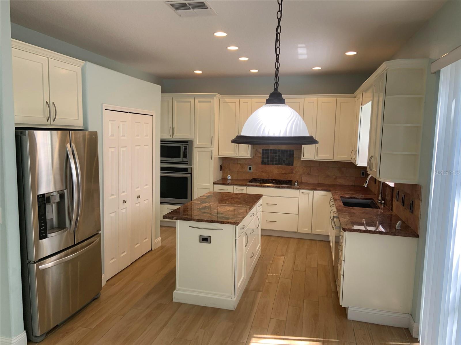 Image 3 of 22 For 4527 Riverton Drive
