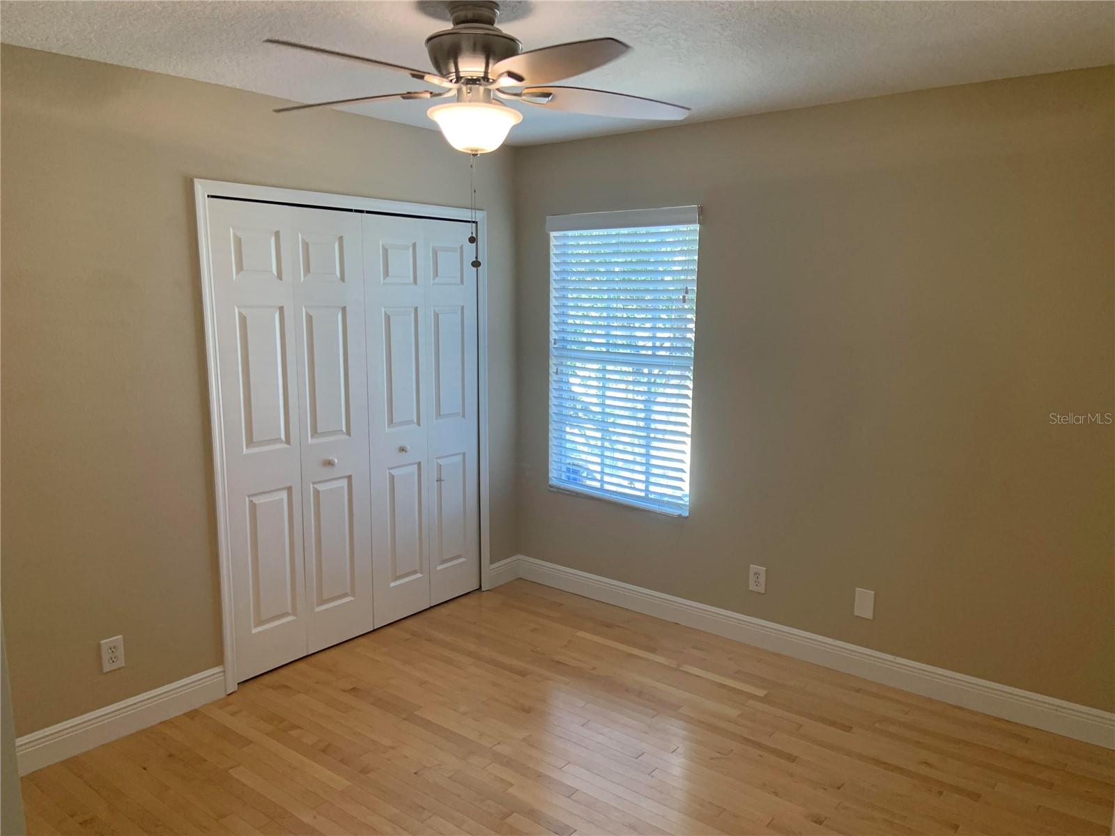 Image 7 of 22 For 4527 Riverton Drive