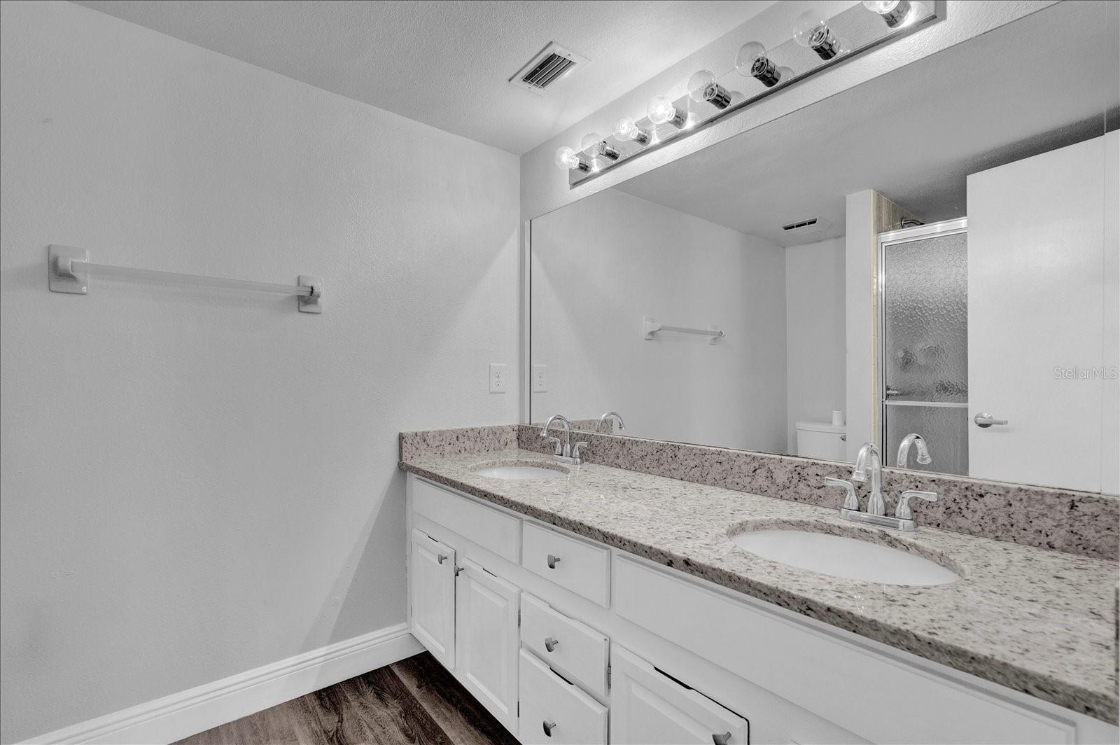 Image 13 of 24 For 2150 Atlantic Street 413