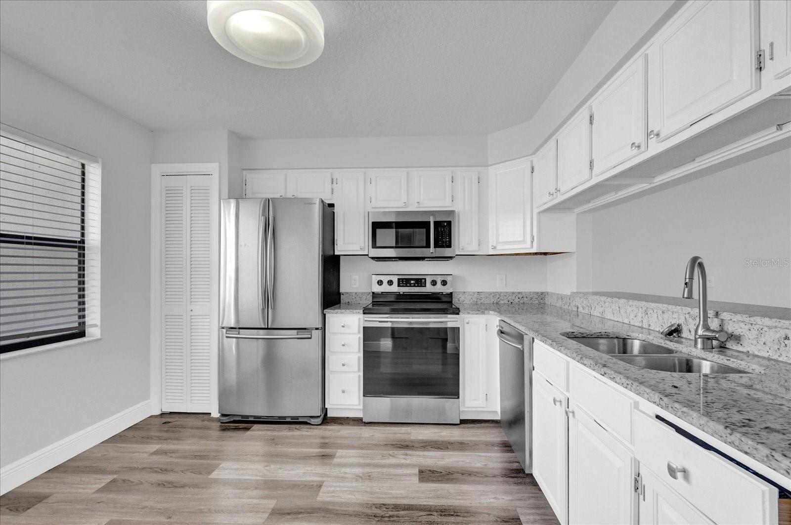 Image 17 of 24 For 2150 Atlantic Street 413