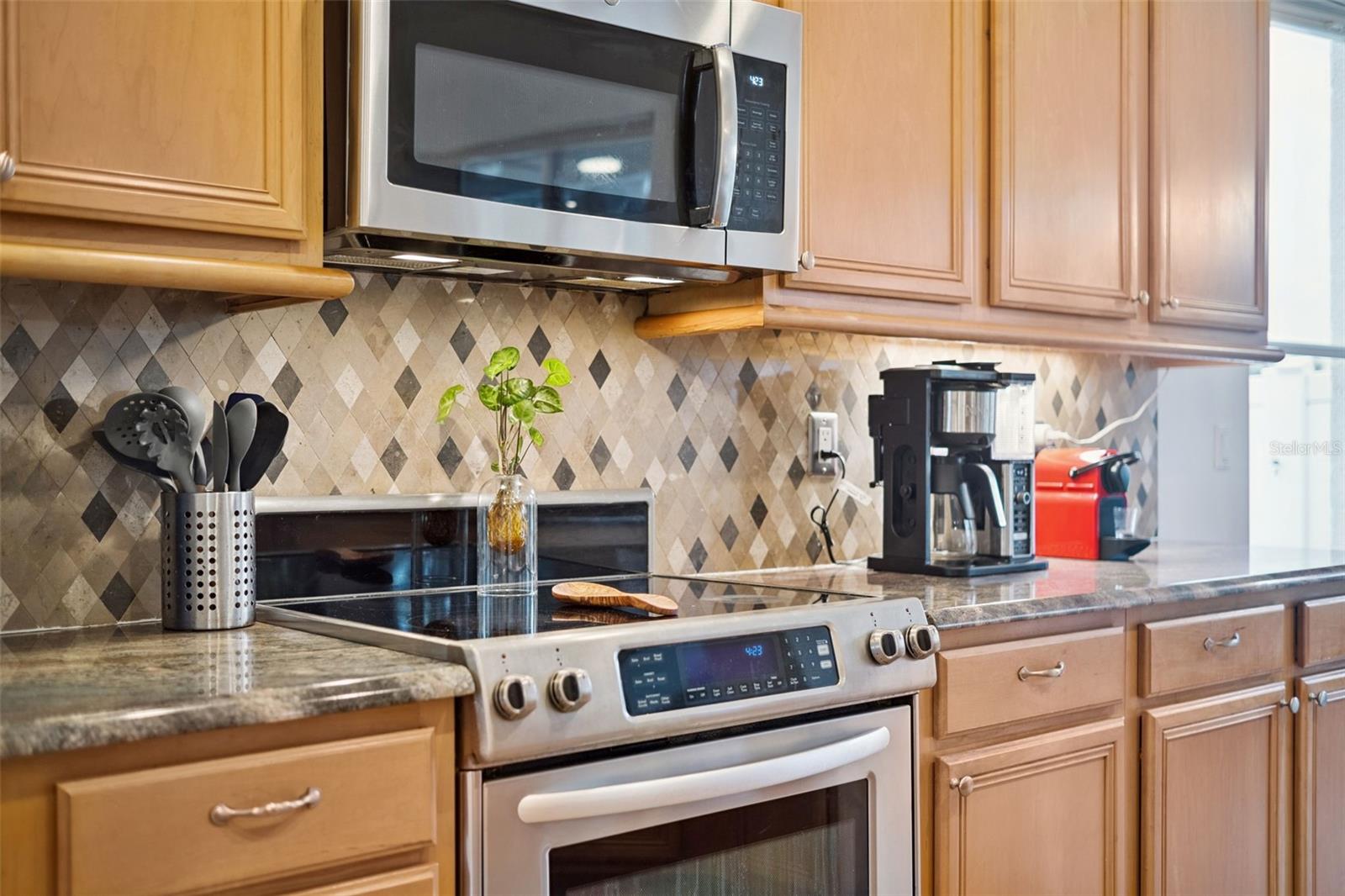 Image 17 of 65 For 6506 Franconia Drive
