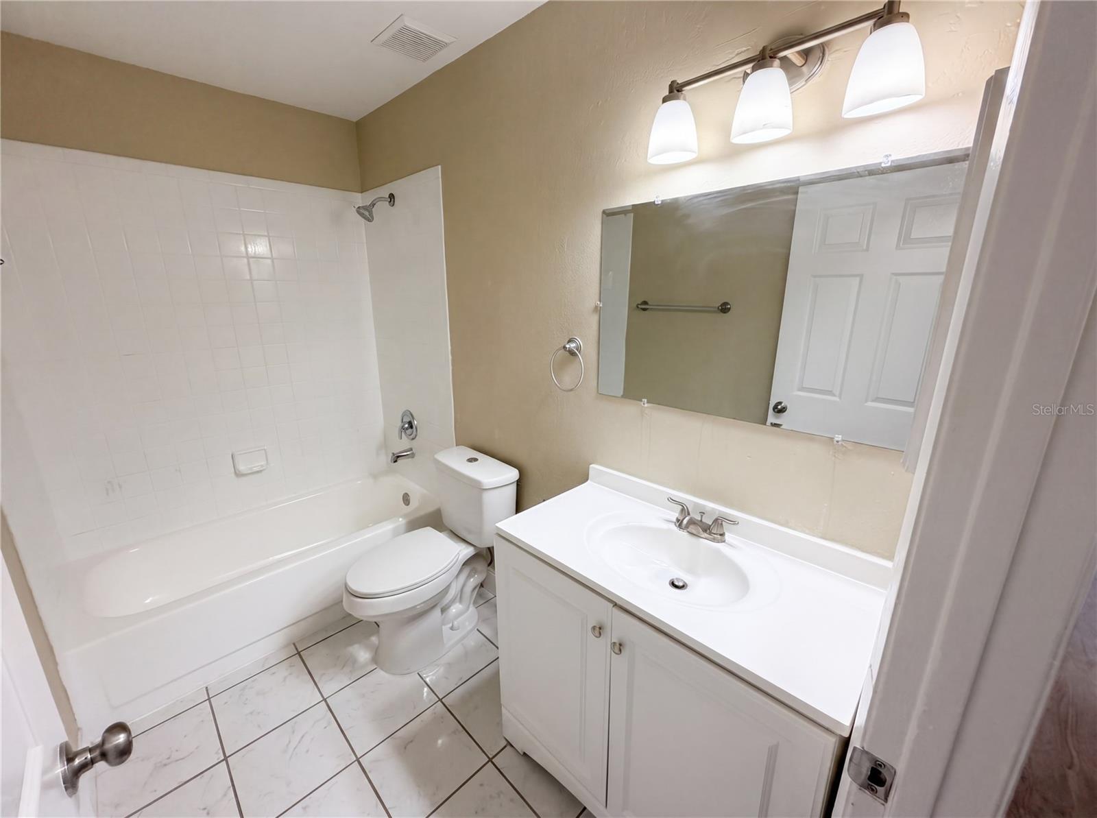Image 16 of 25 For 5447 Blueberry Drive