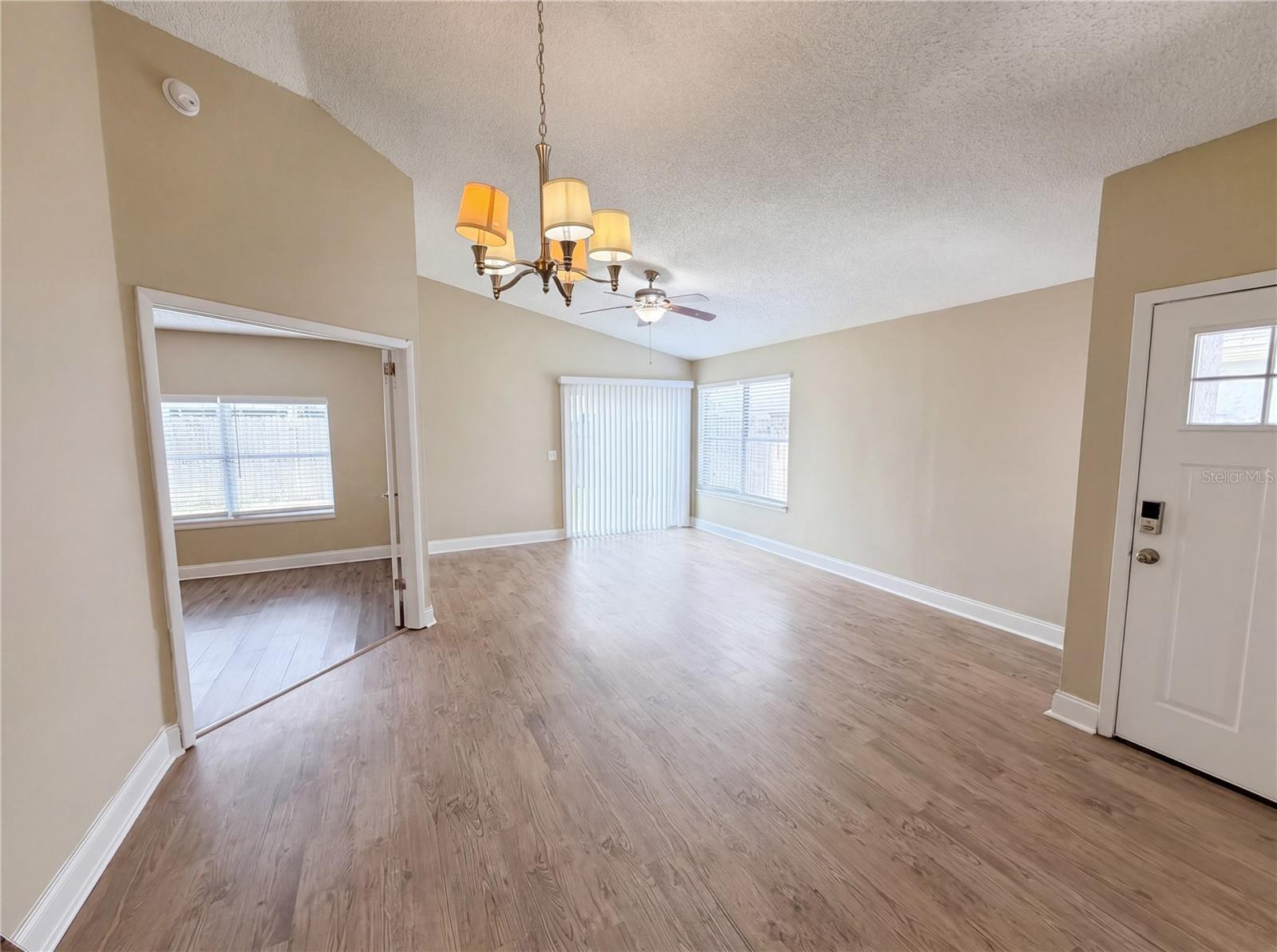 Image 3 of 25 For 5447 Blueberry Drive