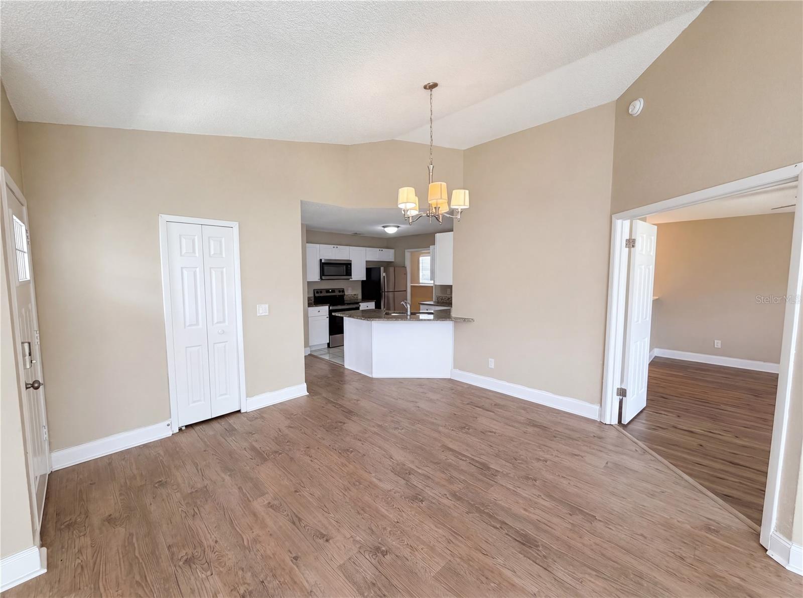Image 6 of 25 For 5447 Blueberry Drive