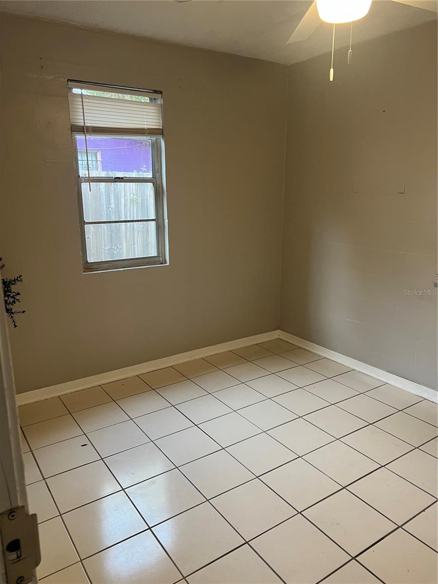 Image 7 of 13 For 521 14th Terrace