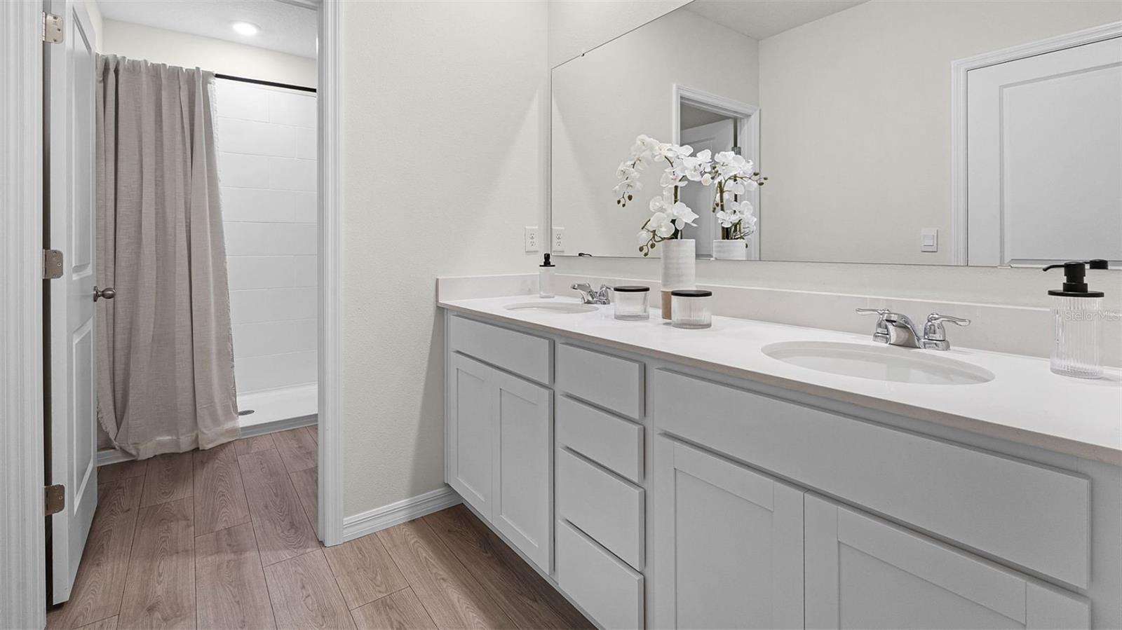 Image 11 of 13 For 3407 Chroma Street