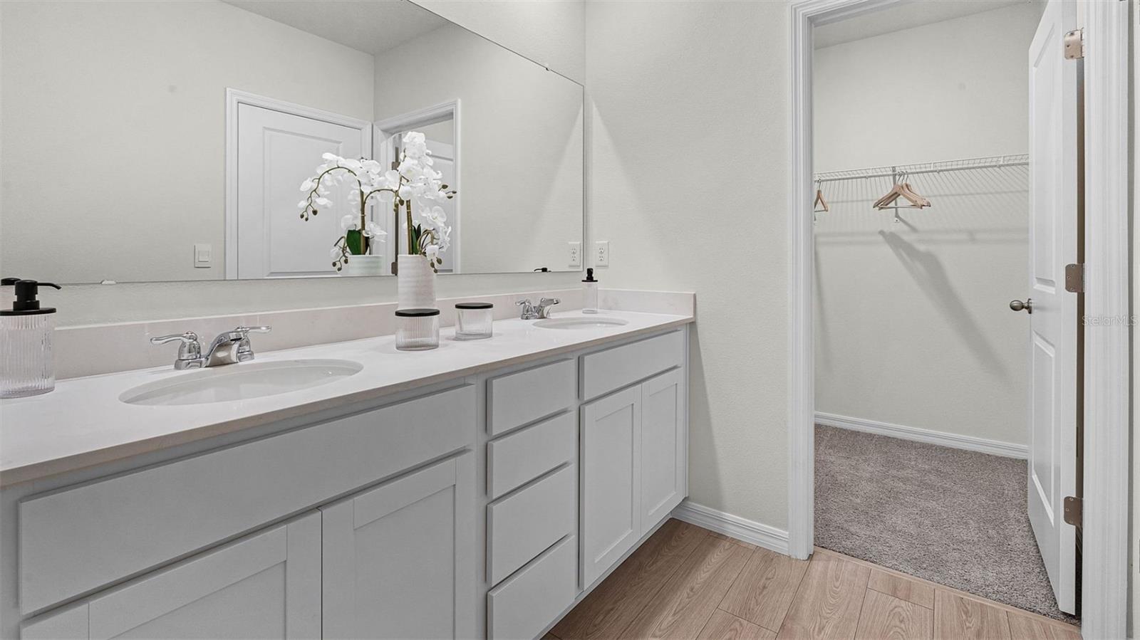 Image 12 of 13 For 3407 Chroma Street
