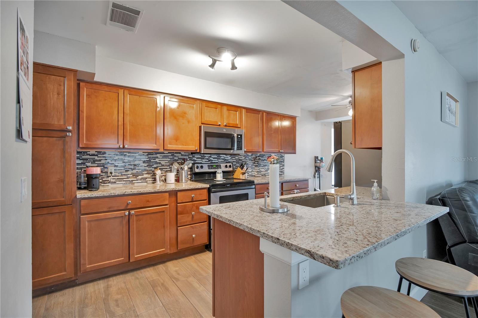 Image 12 of 38 For 751 Birgham Place