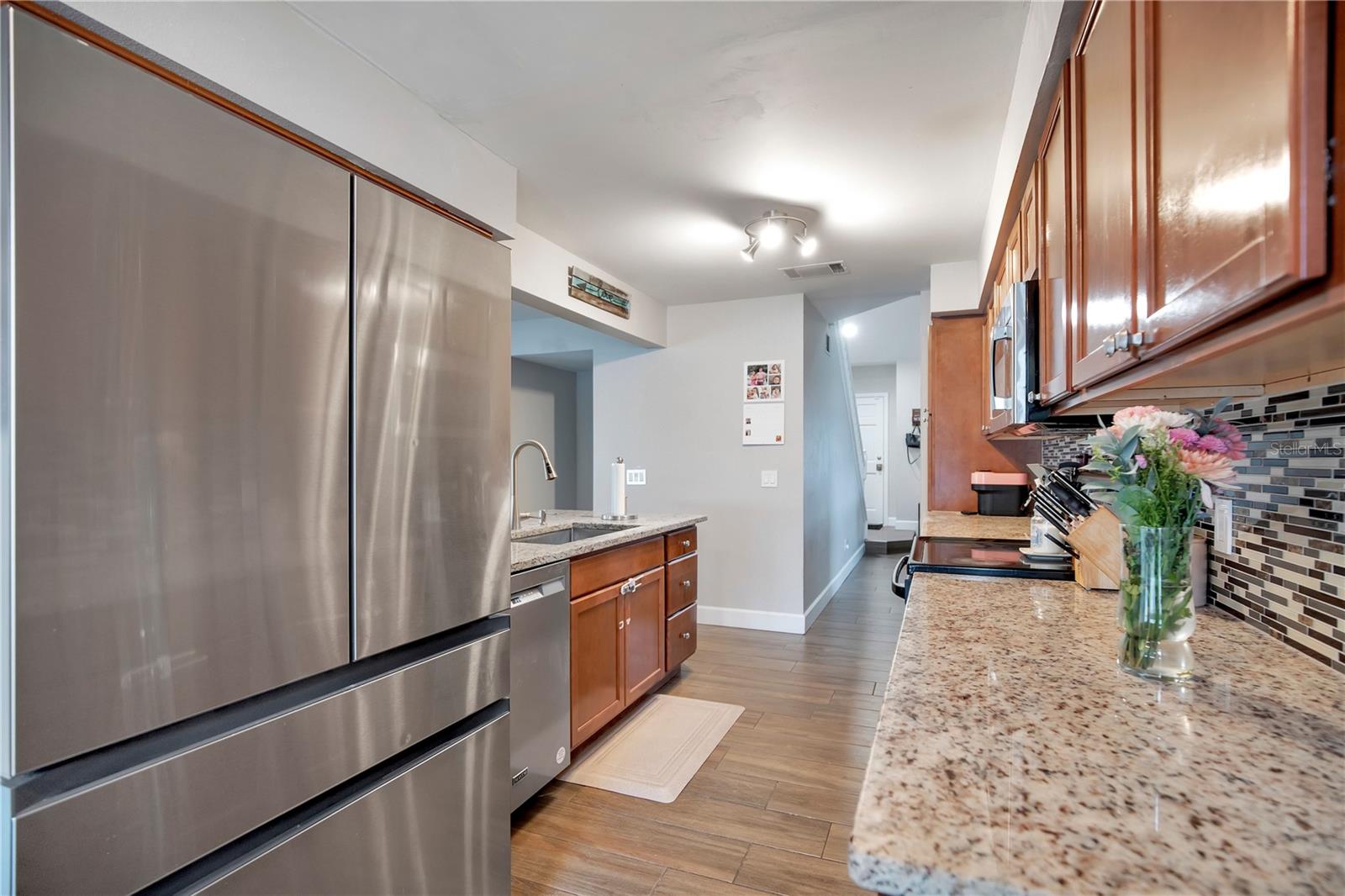 Image 14 of 38 For 751 Birgham Place
