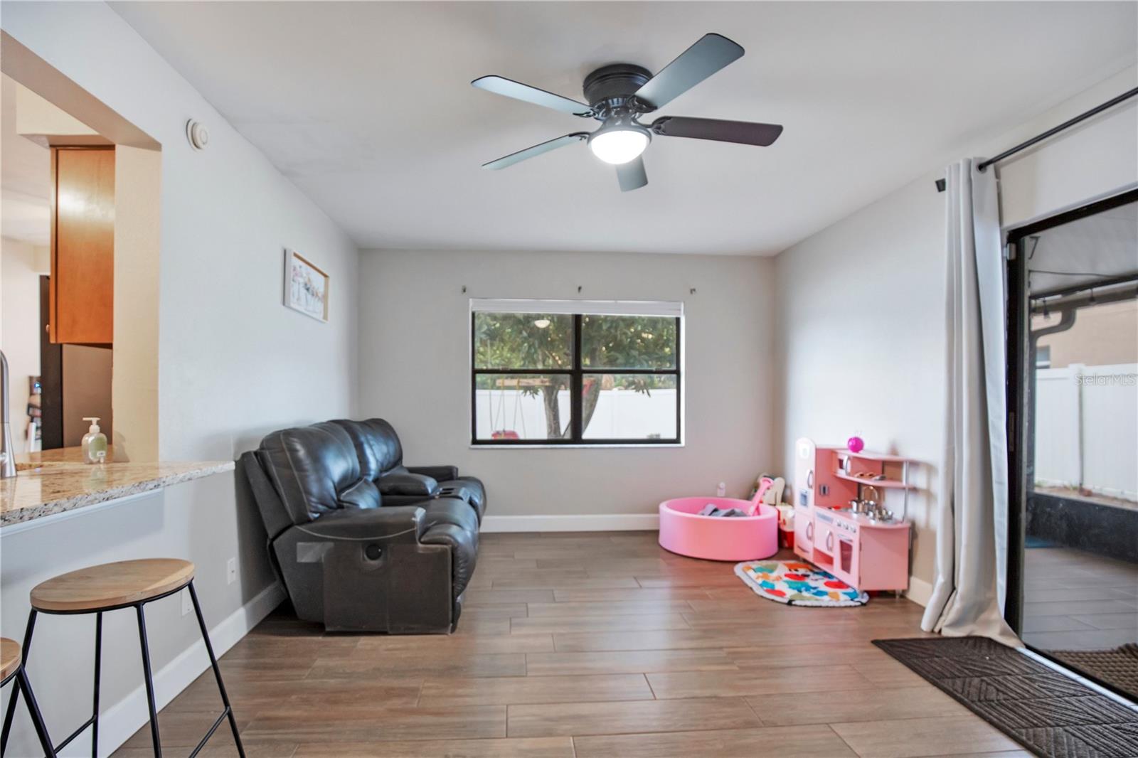 Image 16 of 38 For 751 Birgham Place