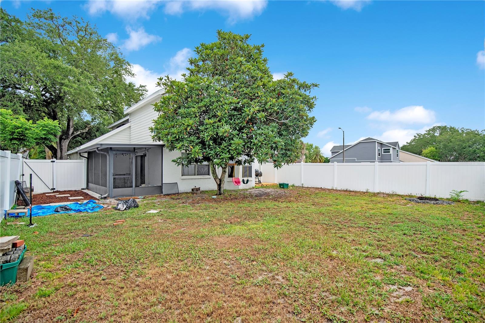 Image 28 of 38 For 751 Birgham Place