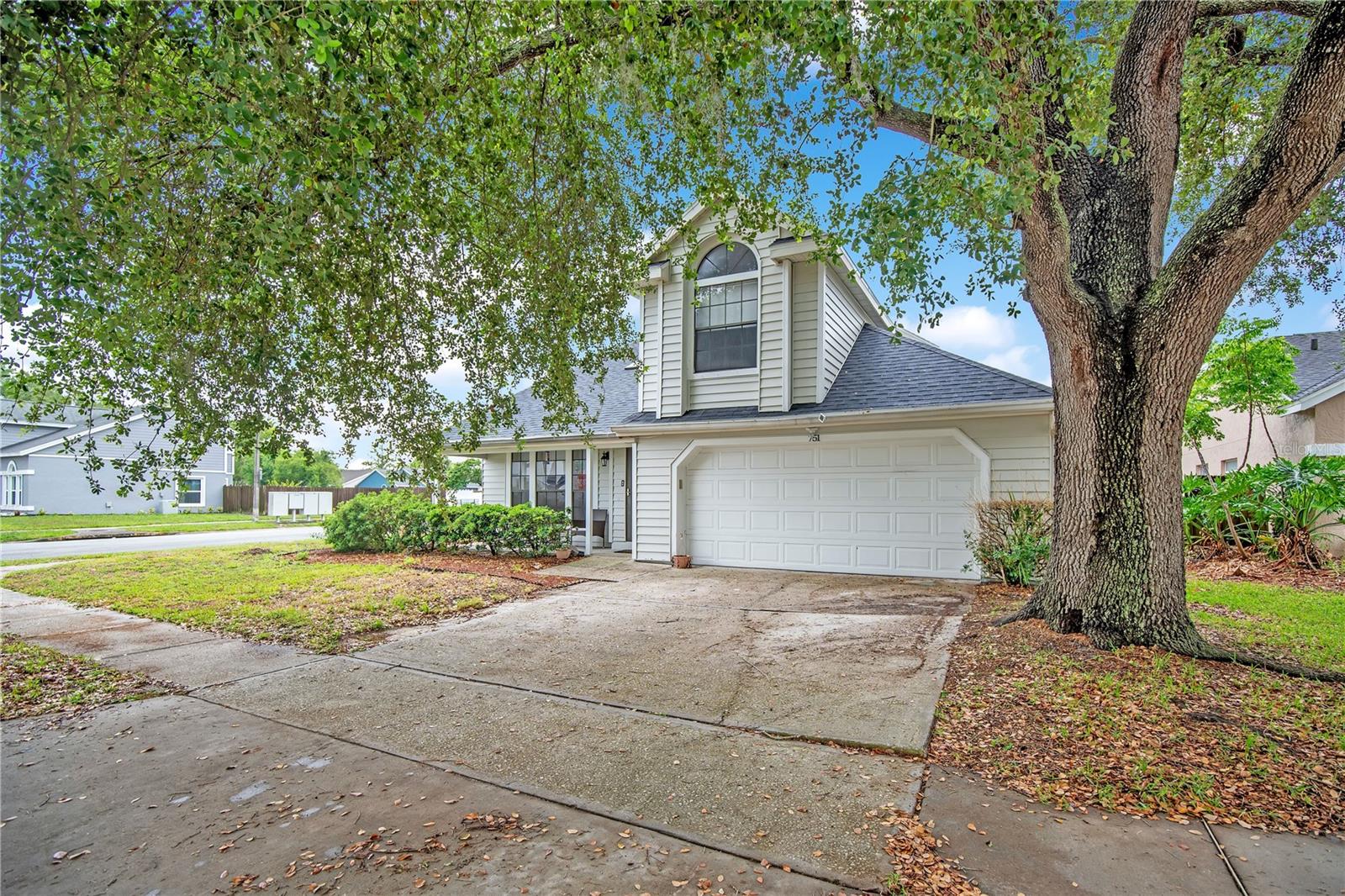 Image 3 of 38 For 751 Birgham Place