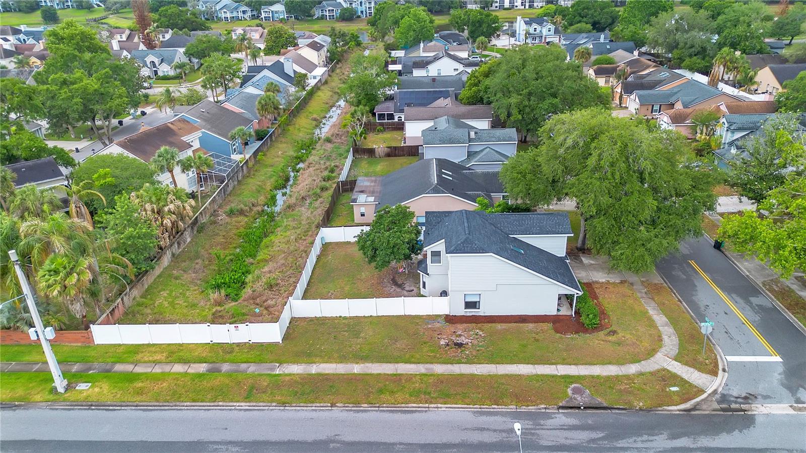 Image 33 of 38 For 751 Birgham Place