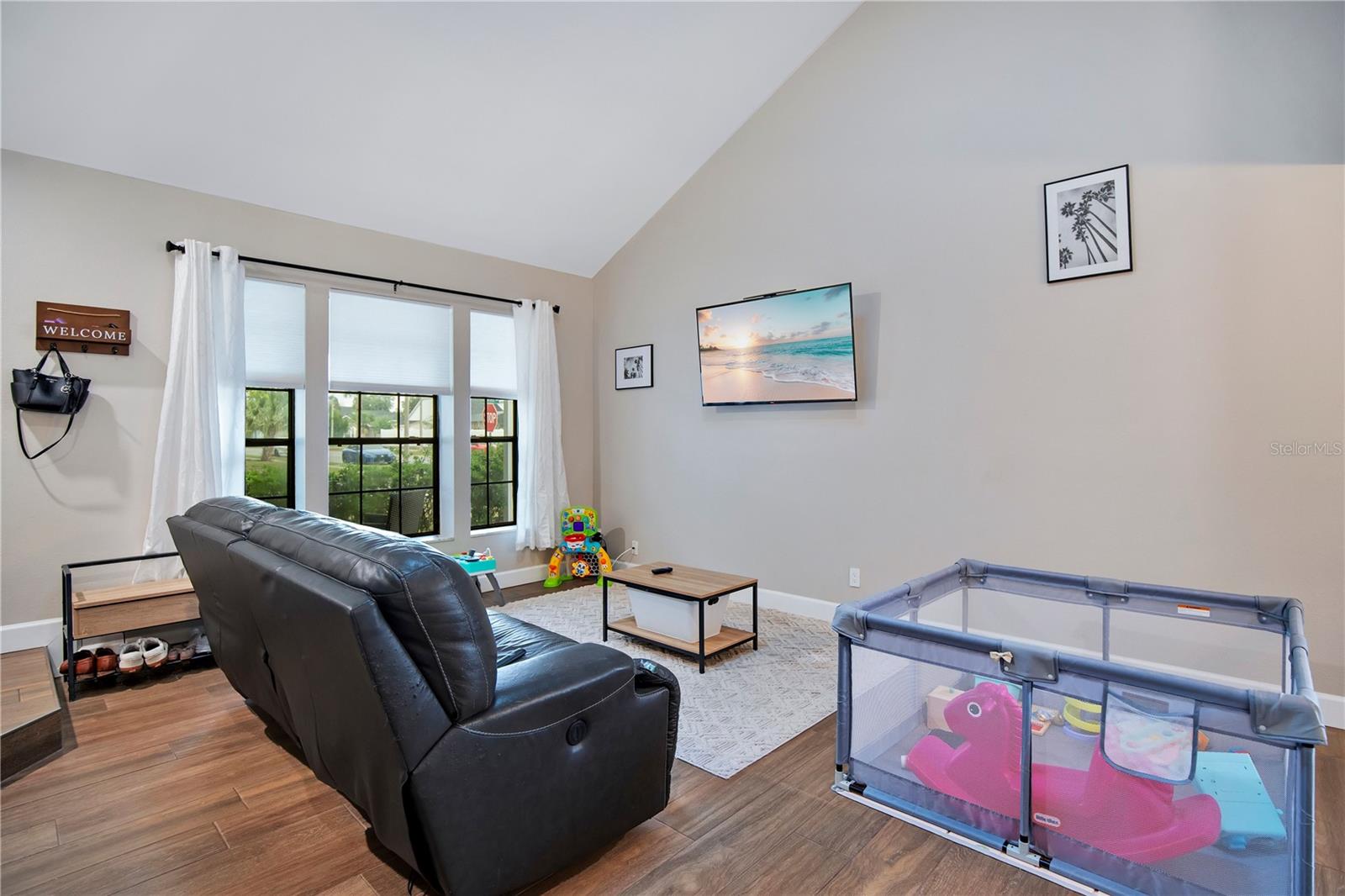 Image 7 of 38 For 751 Birgham Place
