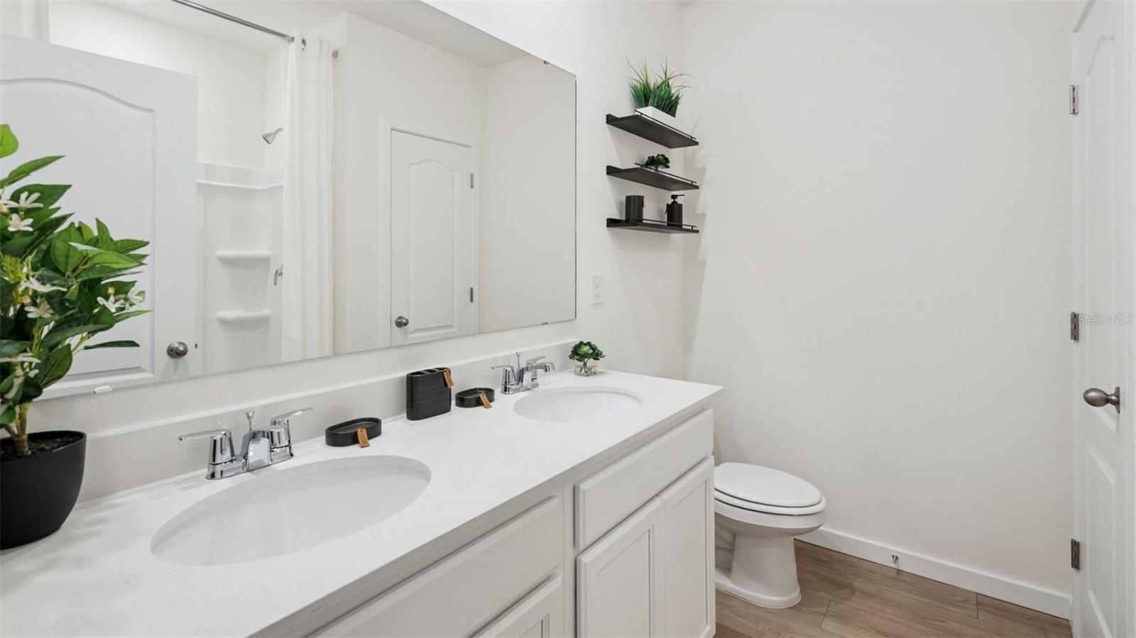 Image 10 of 24 For 3571 Wye Oak Drive