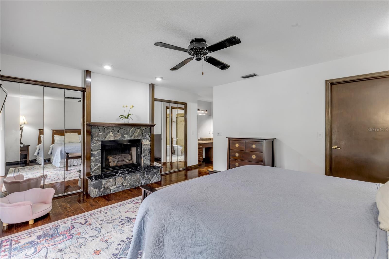 Image 20 of 43 For 70 Timberlake Lane