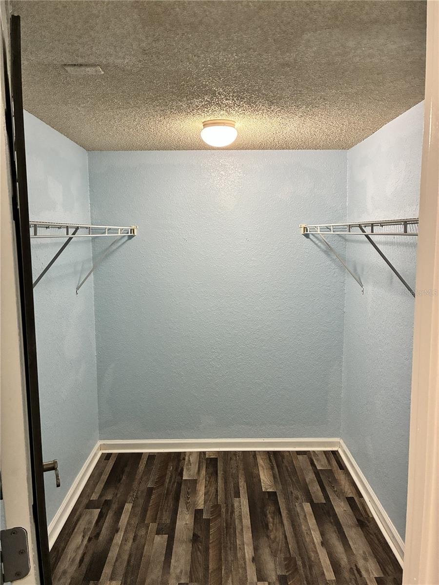 Image 20 of 25 For 1810 23rd Boulevard 180