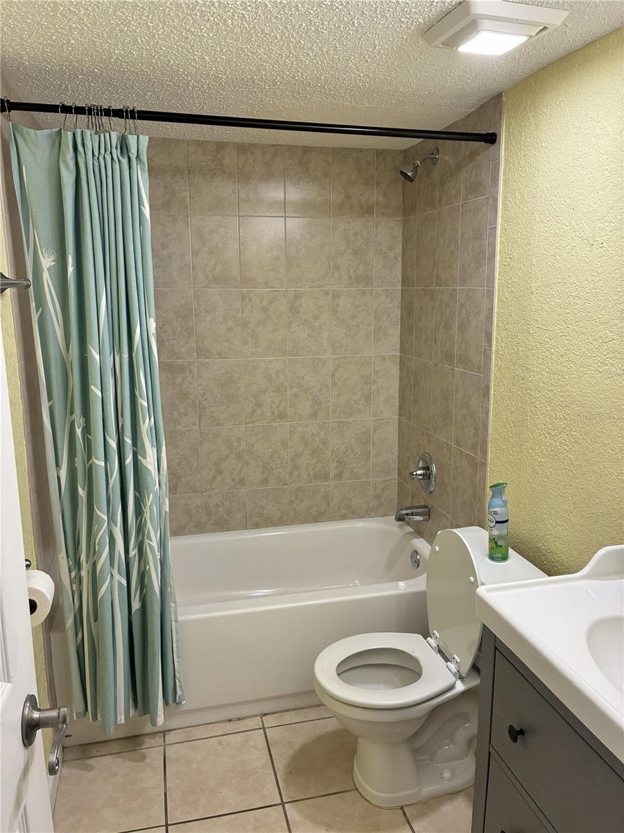 Image 7 of 25 For 1810 23rd Boulevard 180