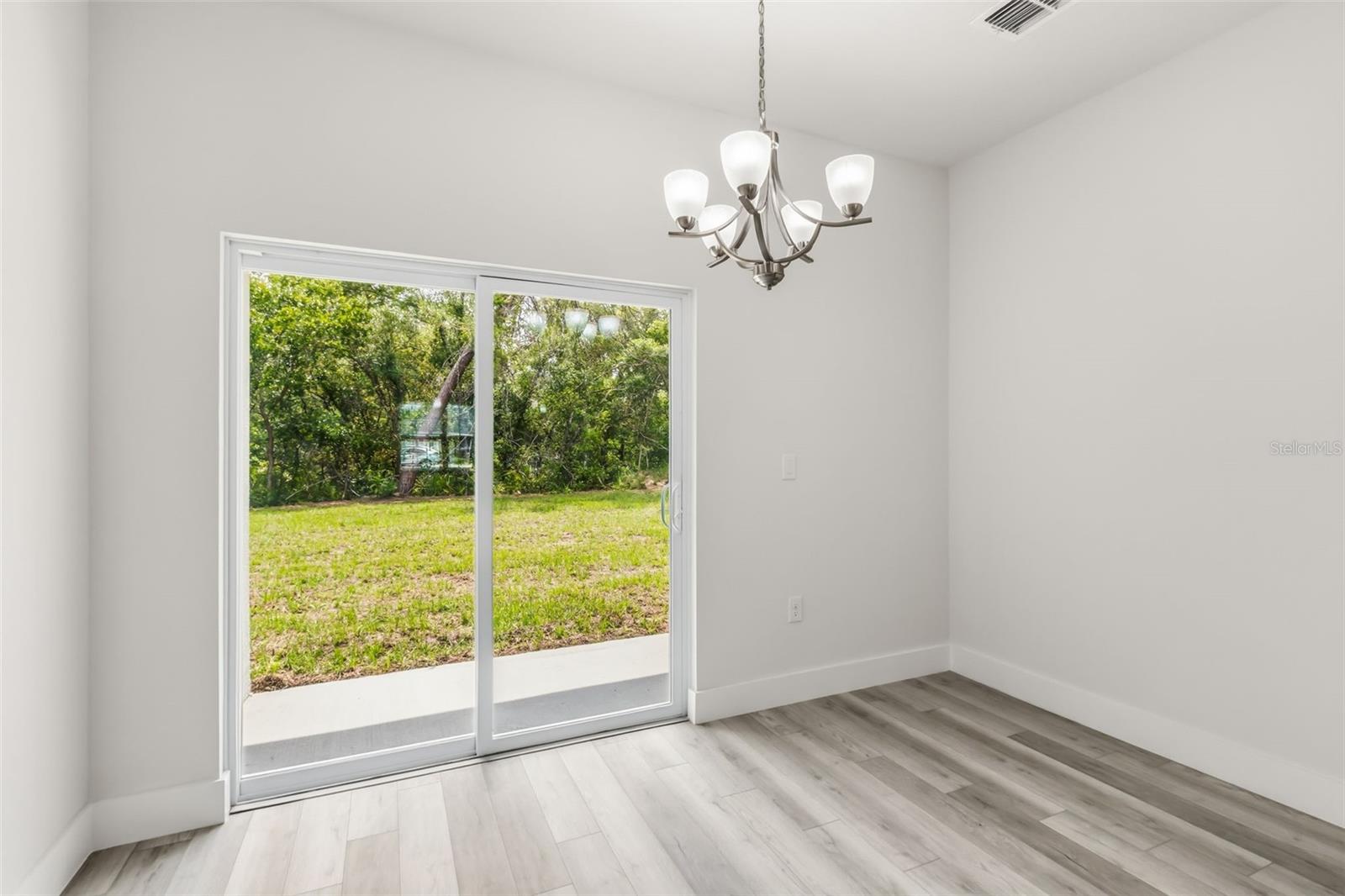 Image 14 of 32 For 16015 29th Court Road 1
