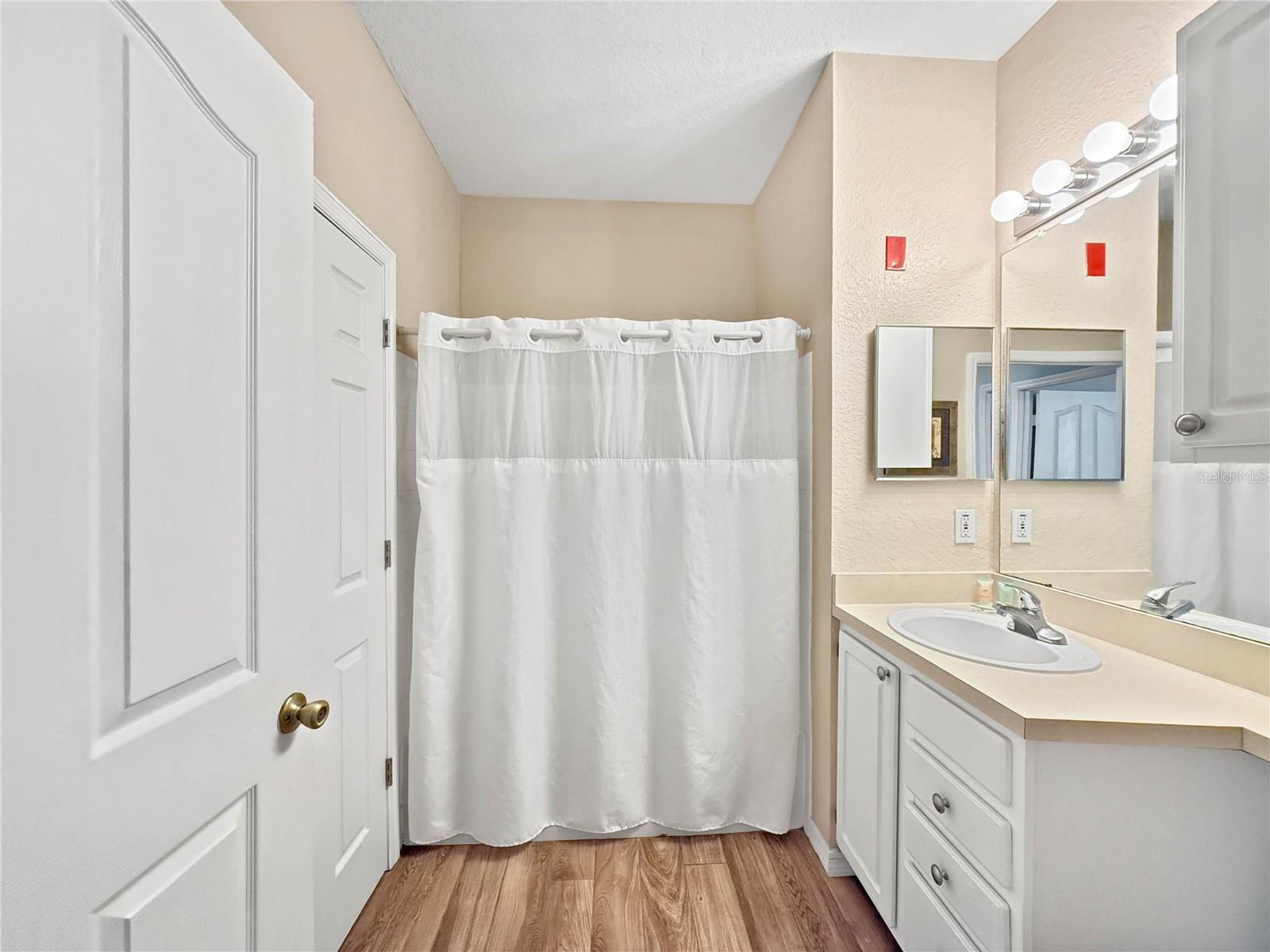 Image 10 of 18 For 8815 Dunes Court 105