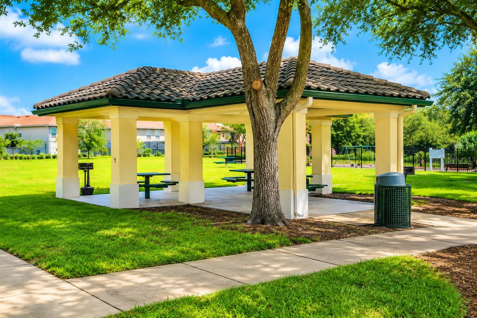Image 16 of 18 For 8815 Dunes Court 105