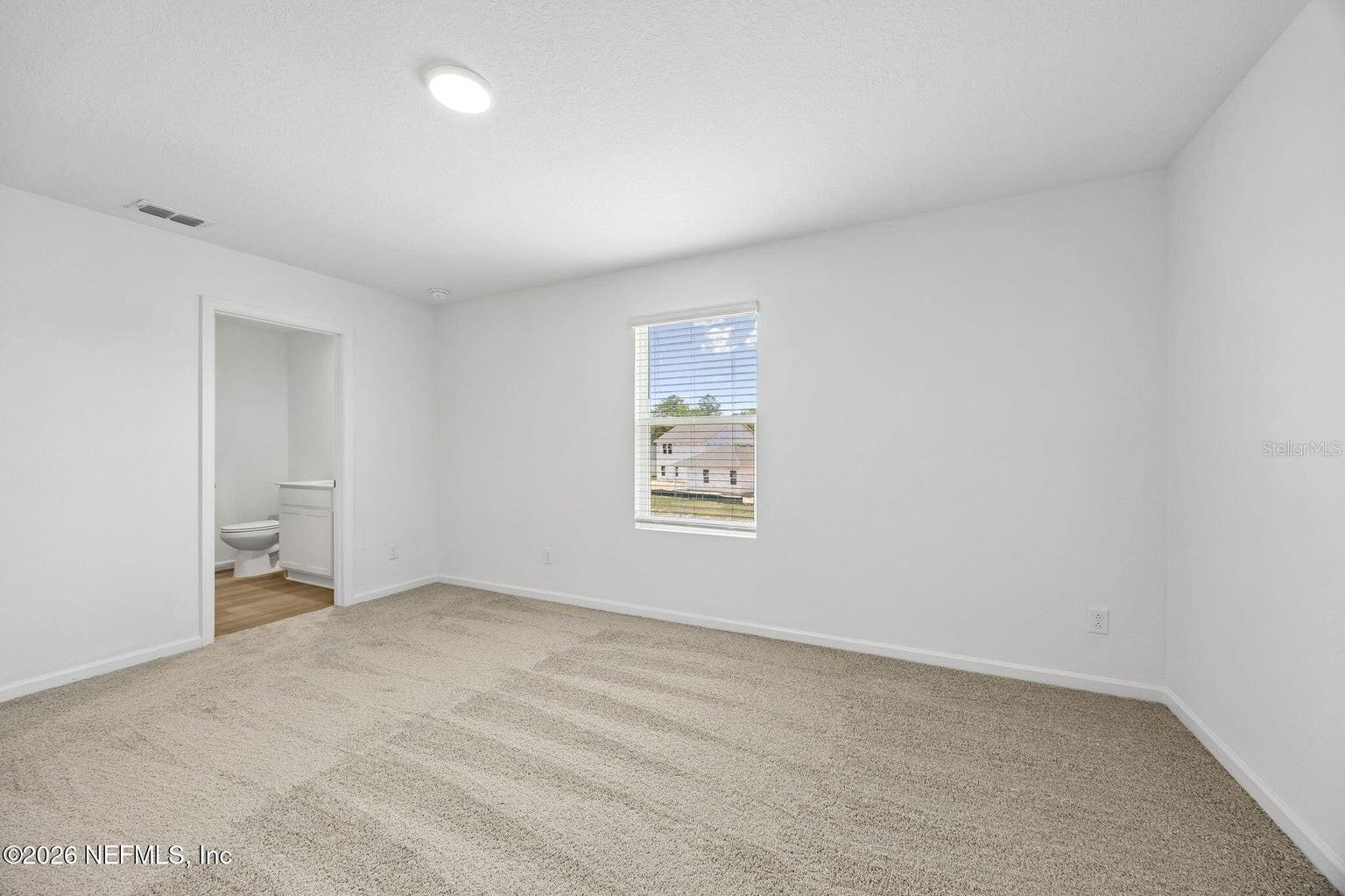 Listing photo id 19 for 3460 Mildred Way