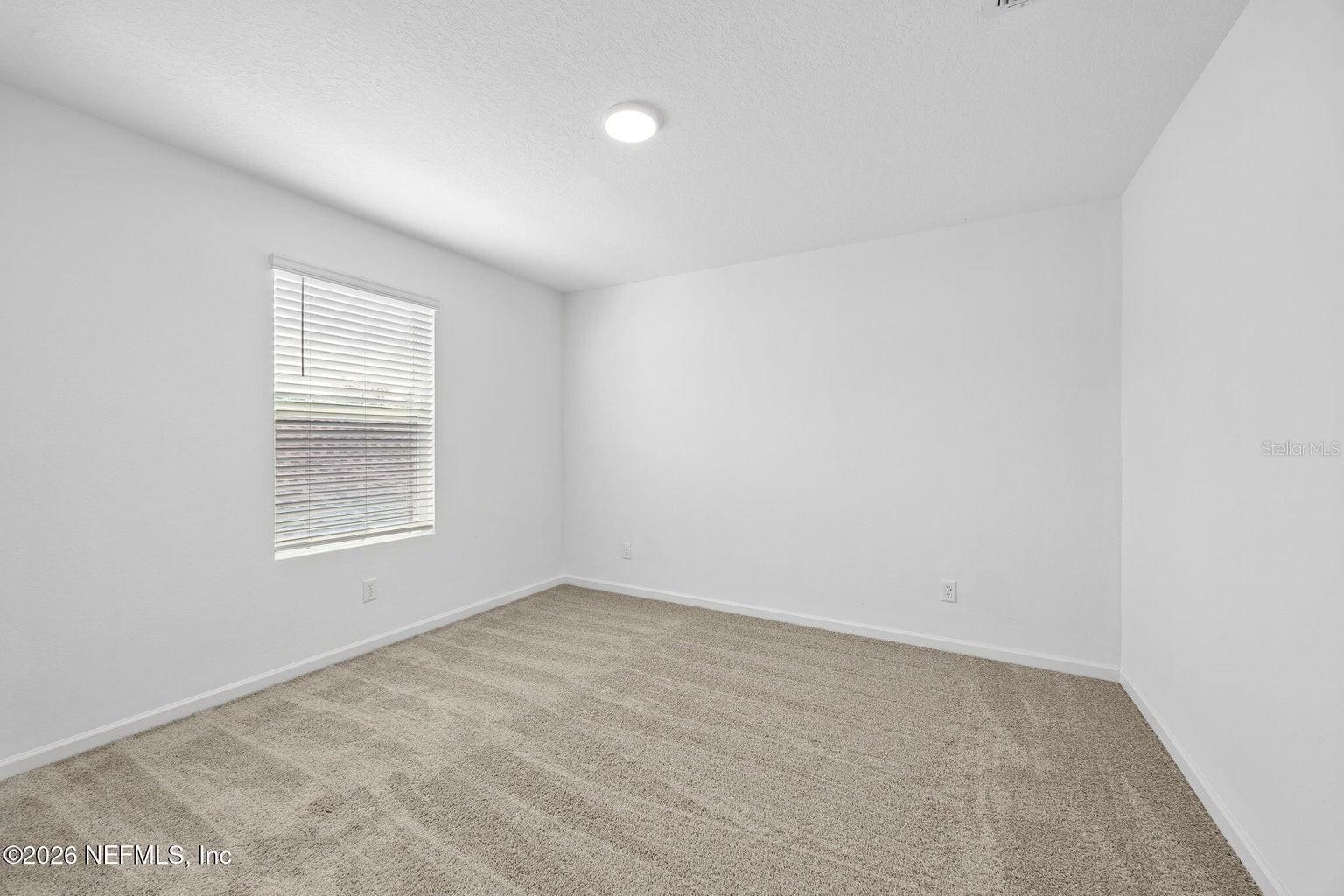 Listing photo id 23 for 3460 Mildred Way
