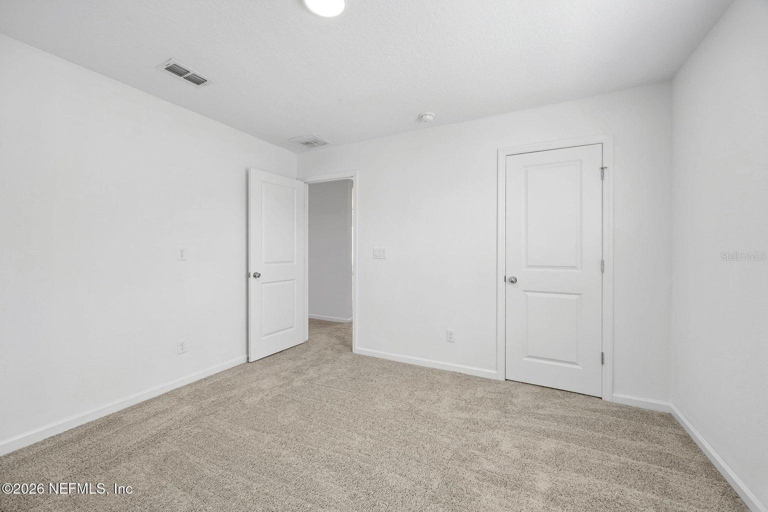 Listing photo id 24 for 3460 Mildred Way