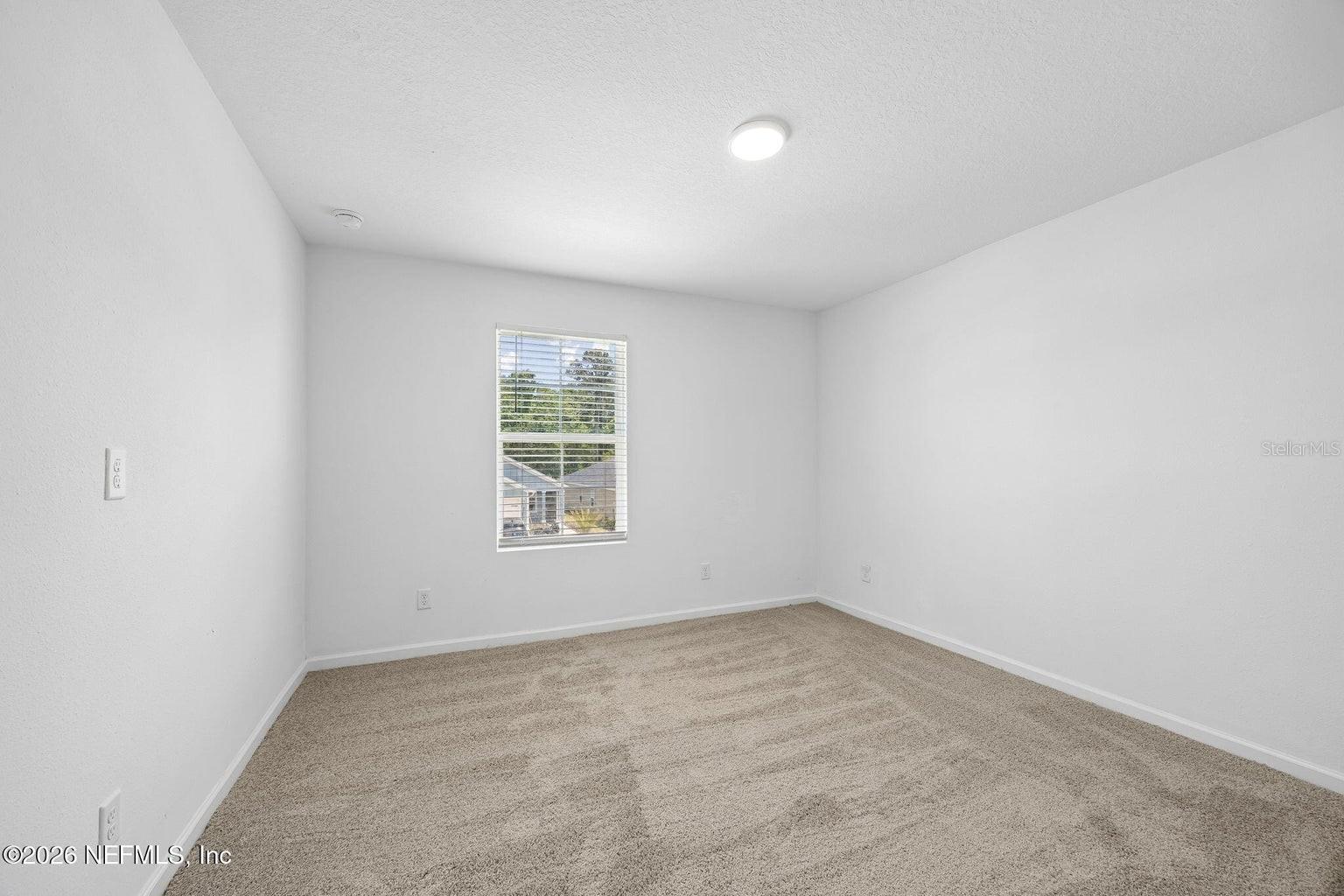 Listing photo id 25 for 3460 Mildred Way