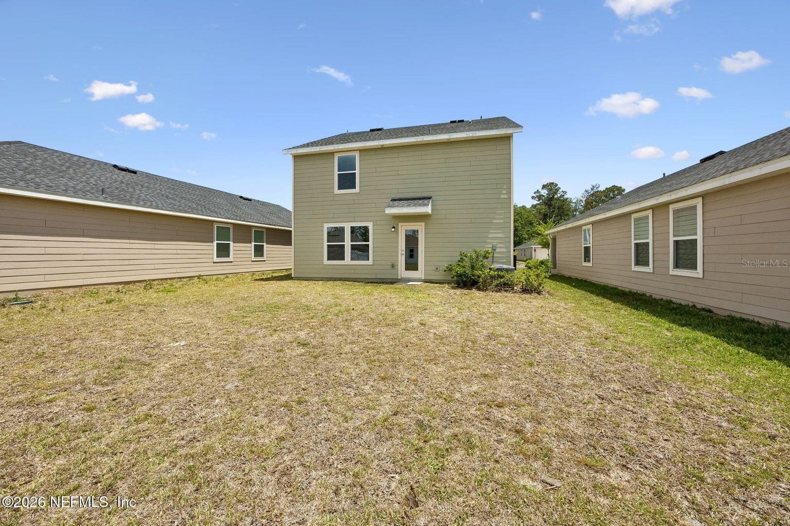 Listing photo id 33 for 3460 Mildred Way