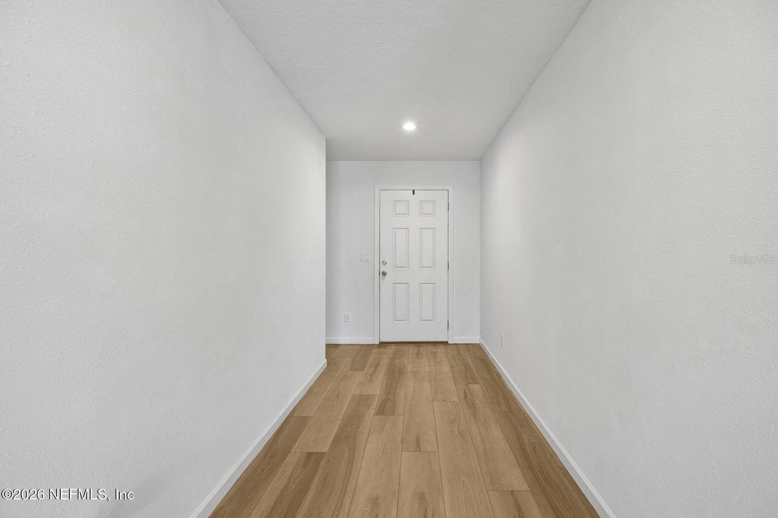 Listing photo id 4 for 3460 Mildred Way