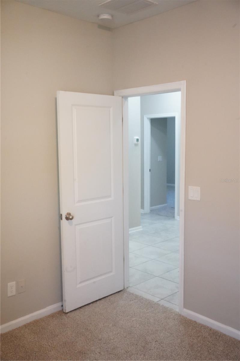 Image 41 of 83 For 855 Sycamore Way