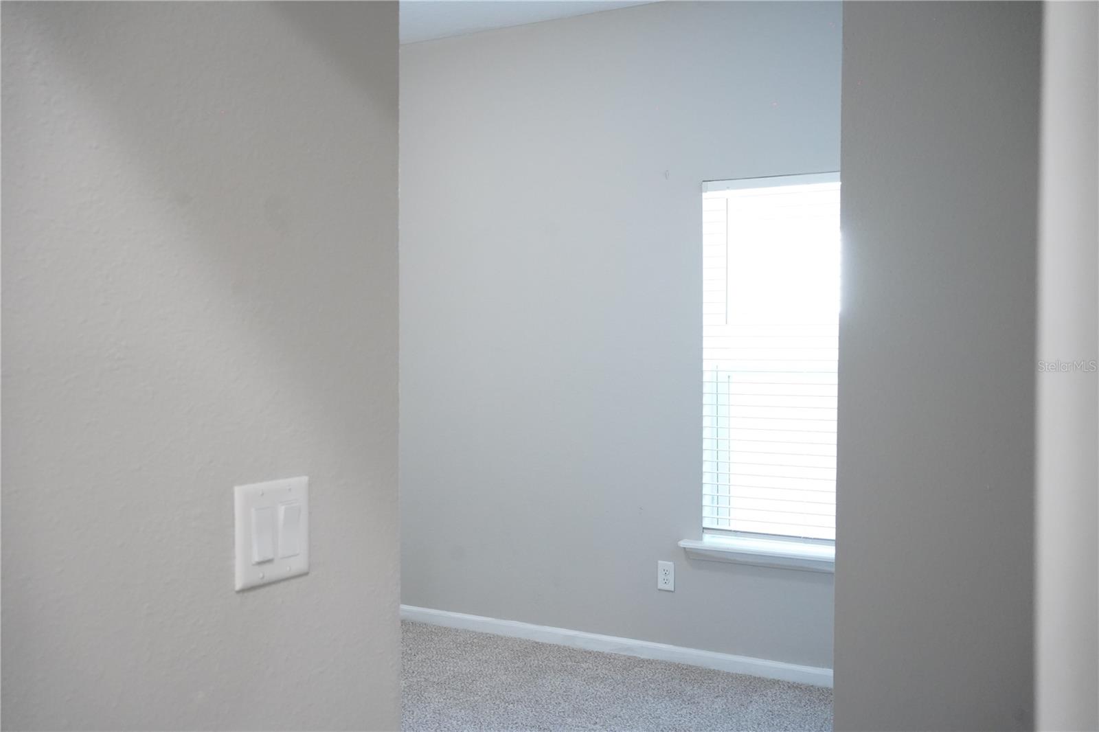 Image 43 of 83 For 855 Sycamore Way