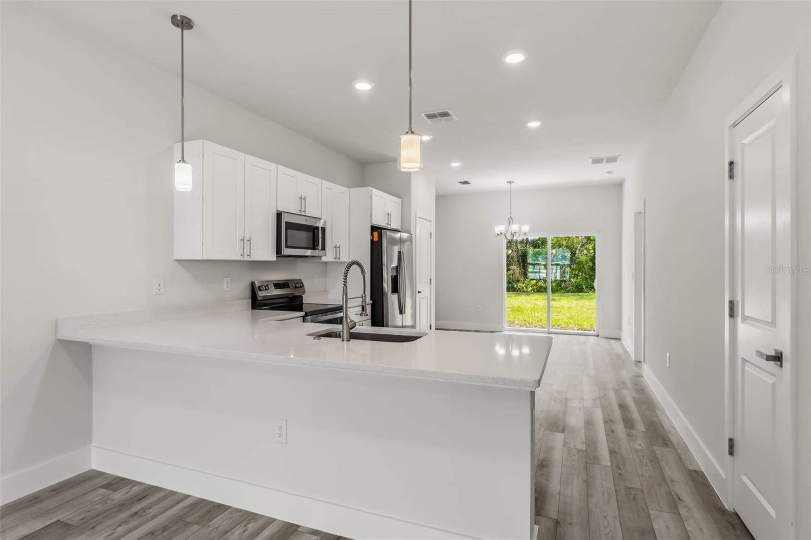 Image 10 of 29 For 16015 29th Court Road 2
