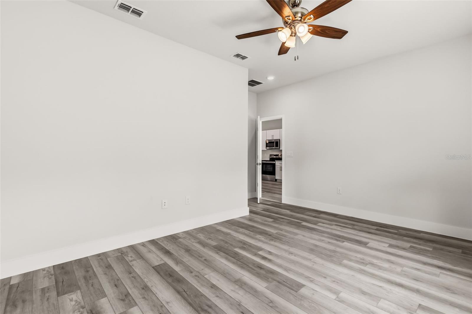 Image 15 of 29 For 16015 29th Court Road 2