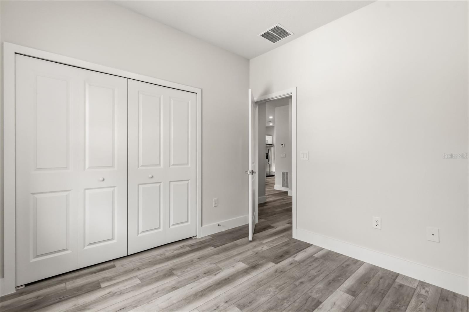 Image 19 of 29 For 16015 29th Court Road 2