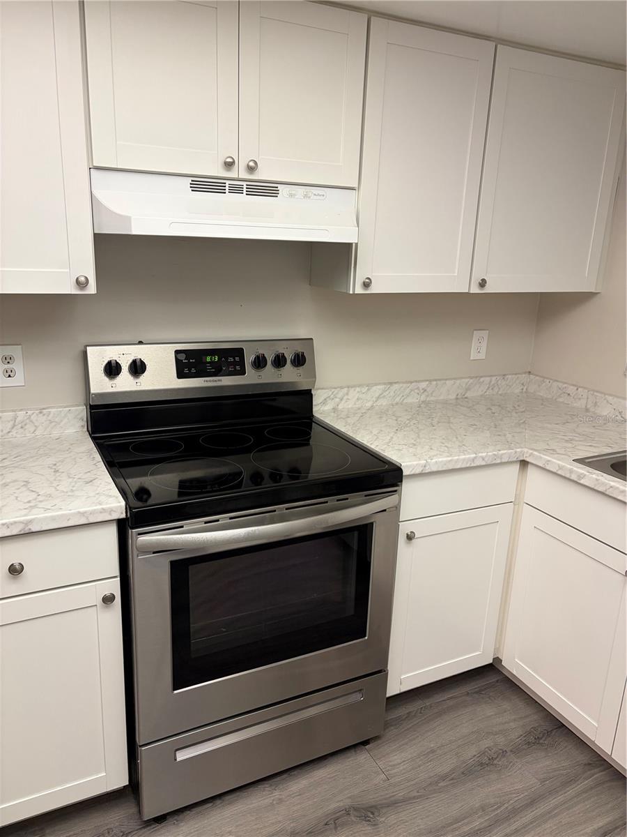 Image 5 of 16 For 7081 Balboa Drive 7081