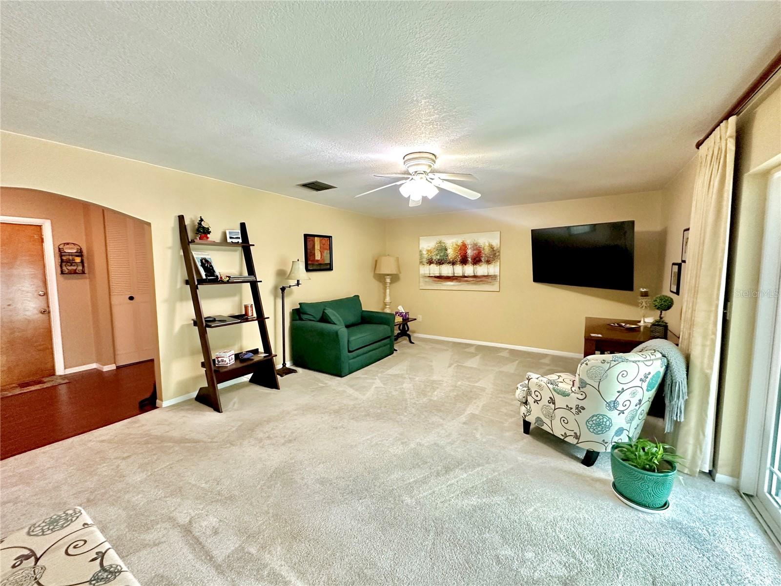Image 31 of 66 For 460 Deerwood Avenue
